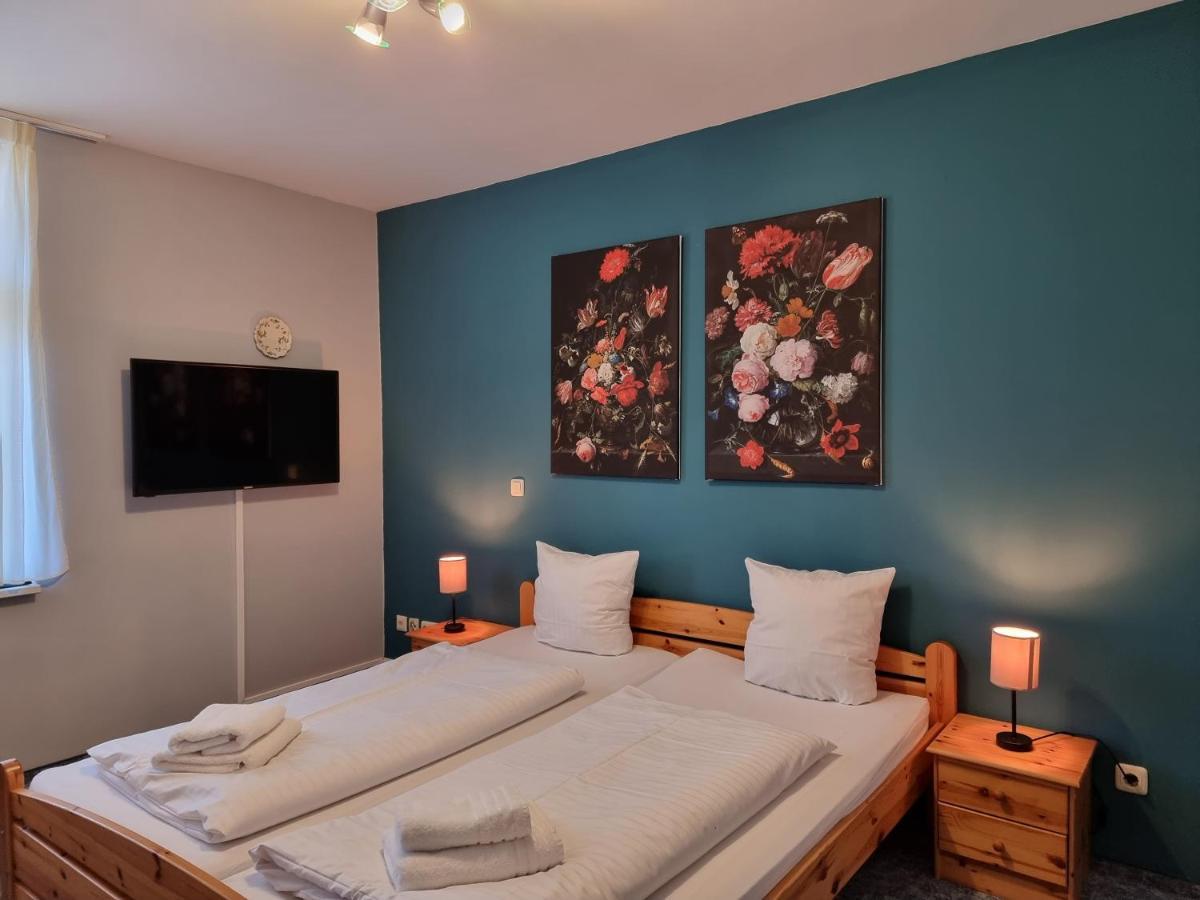 Hotel Zur Luppbode 트레세부르크 외부 사진
